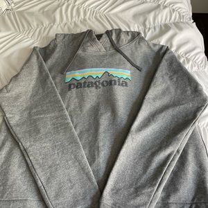 Like new, Patagonia Sweatshirt, L, Gray